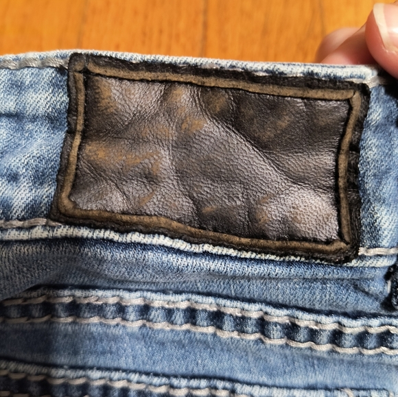 Vigoss Collection Fit/Boot cut jeans, women's size 1 - Picture 15 of 15
